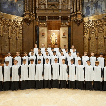 ESCOLANIA DE MONTSERRAT . A LA ESGLÉSIA DE SANT JAUME DE CALAF.