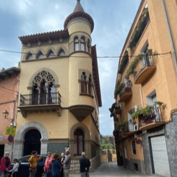 Centre històric: dels Sants als Anarquistes