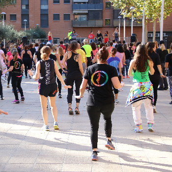 Zumba Gegant x La Marató de 3Cat (La Llagosta)