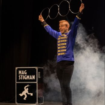 1r Espectacle del Casalet Kids - El circ dels impossibles de Mag Stigman