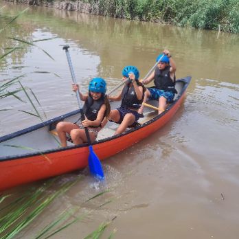 Vine a remar al Llobregat!