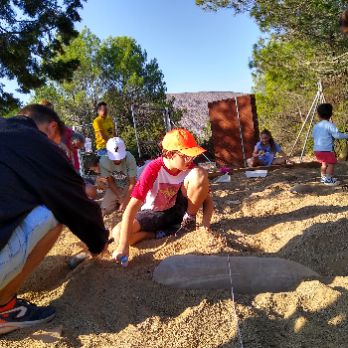 GEOPARC: Taller d'arqueologia i visita al poblat ibèric